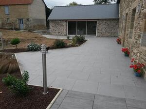 Terrasse en carrelage sur plots